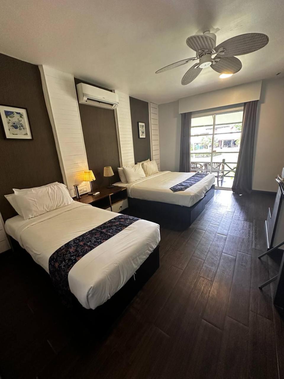Pir - Resort Perhentian Island Kampong Pasir Hantu ภายนอก รูปภาพ