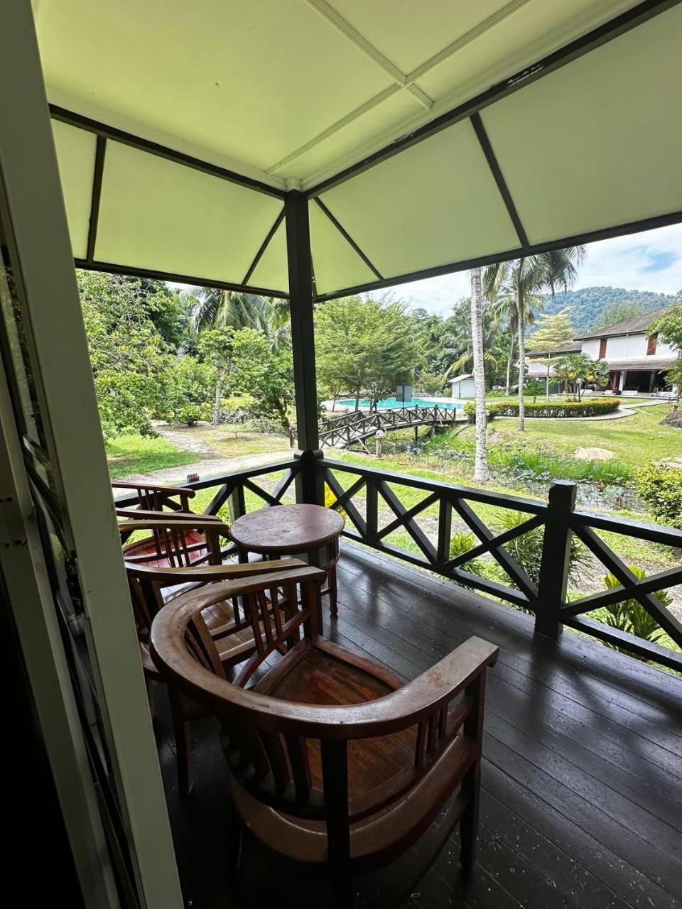 Pir - Resort Perhentian Island Kampong Pasir Hantu ภายนอก รูปภาพ
