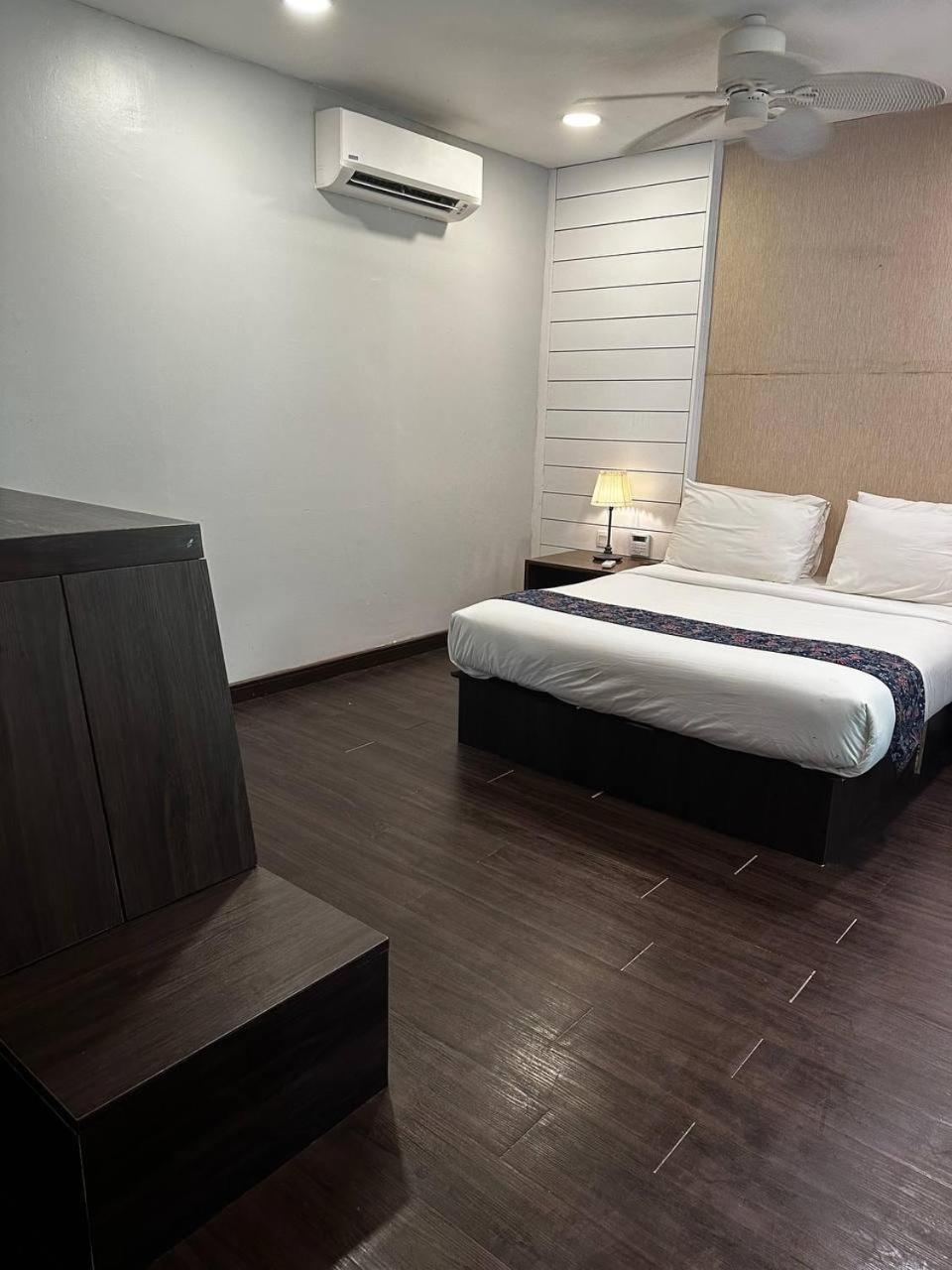 Pir - Resort Perhentian Island Kampong Pasir Hantu ภายนอก รูปภาพ