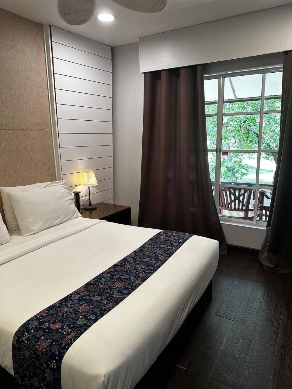 Pir - Resort Perhentian Island Kampong Pasir Hantu ภายนอก รูปภาพ