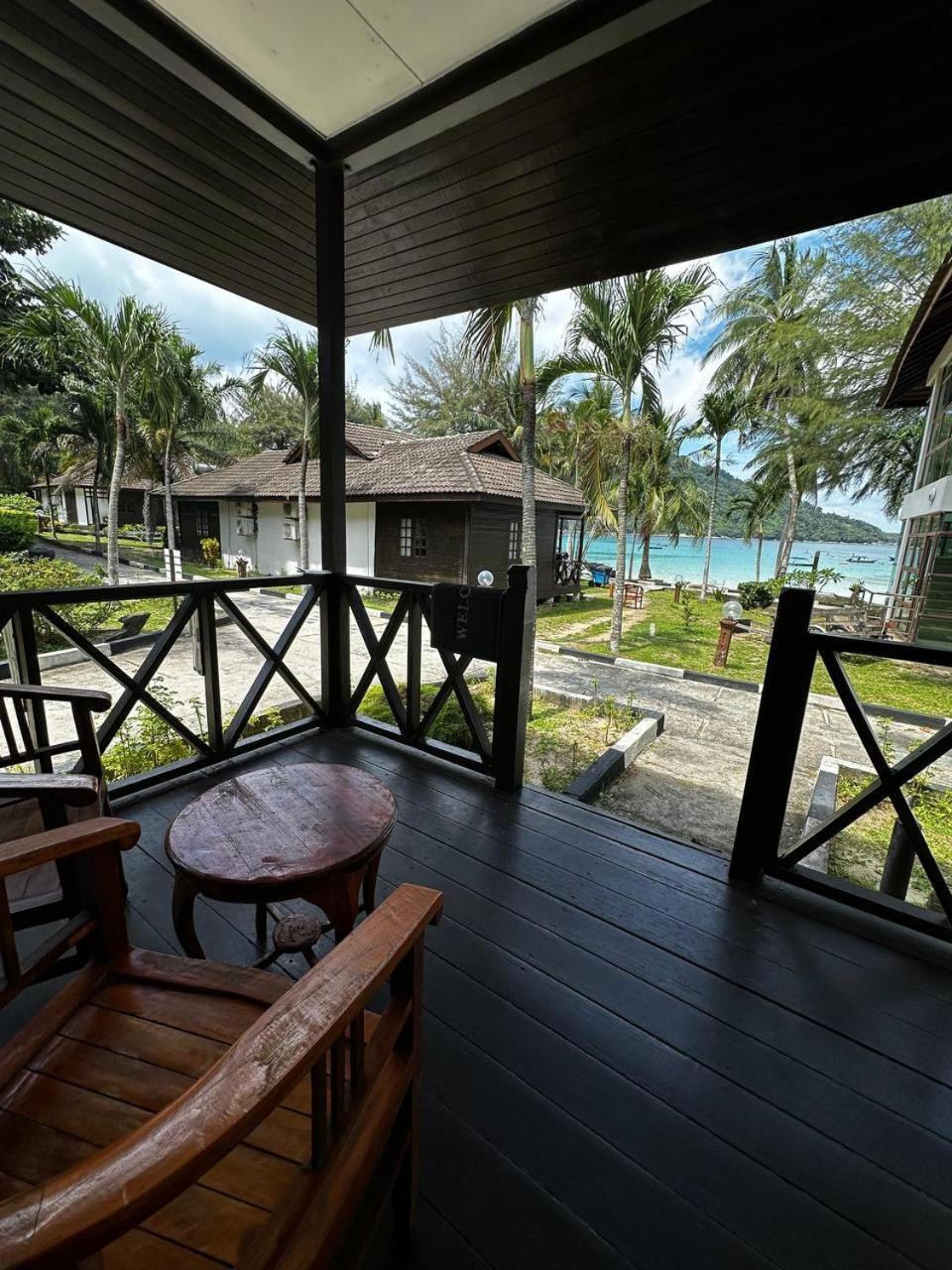 Pir - Resort Perhentian Island Kampong Pasir Hantu ภายนอก รูปภาพ