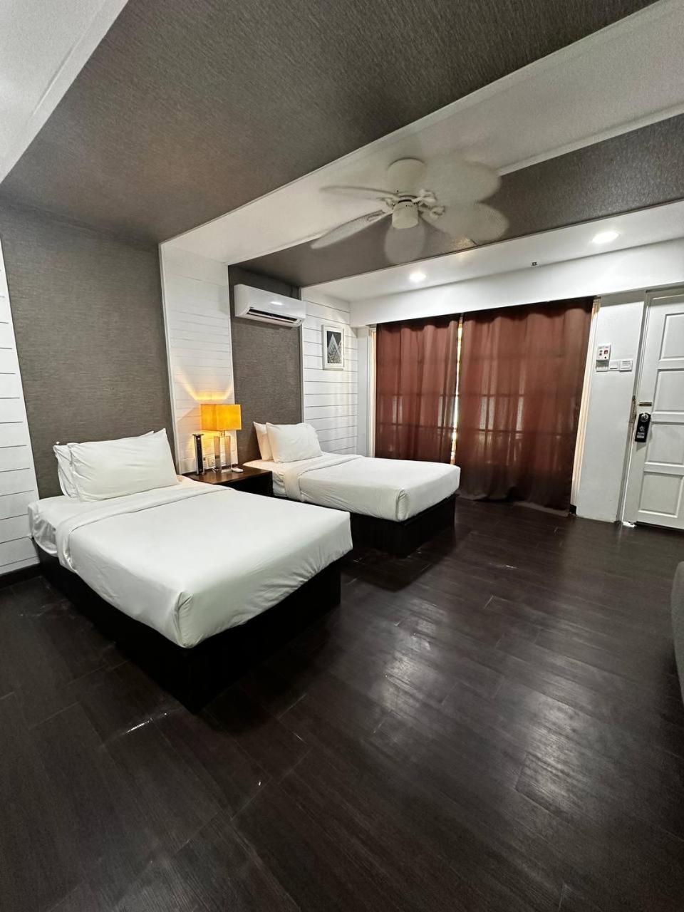 Pir - Resort Perhentian Island Kampong Pasir Hantu ภายนอก รูปภาพ