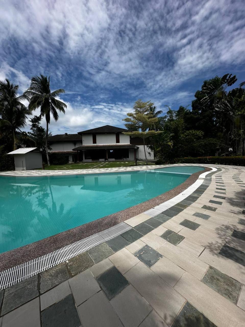 Pir - Resort Perhentian Island Kampong Pasir Hantu ภายนอก รูปภาพ