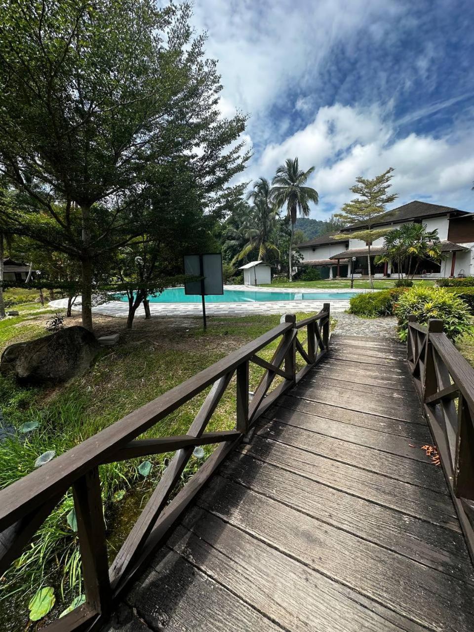 Pir - Resort Perhentian Island Kampong Pasir Hantu ภายนอก รูปภาพ